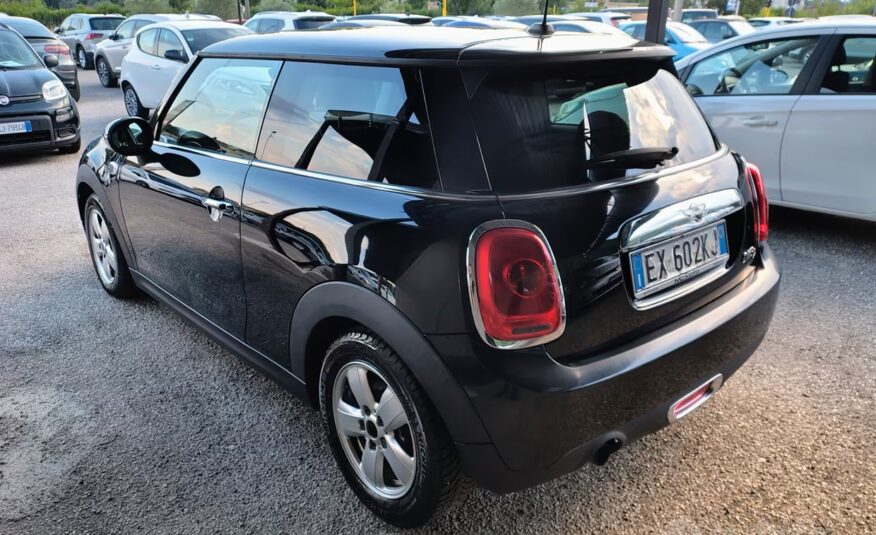 Mini Mini 1.5 One D Business