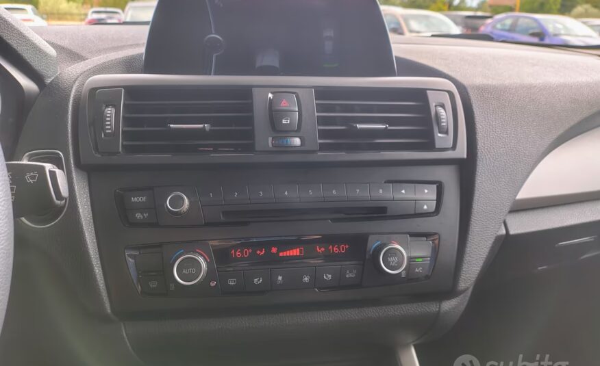 Bmw 114 114d 5p. Unique