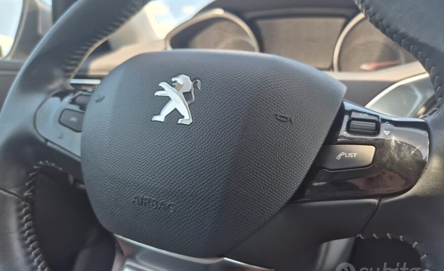 Peugeot 308 1.6 e-HDi 115 CV Stop&Start Allure