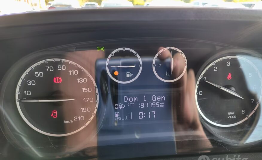 Lancia Ypsilon 1.2 69 CV 5 porte GPL Ecochic Gold