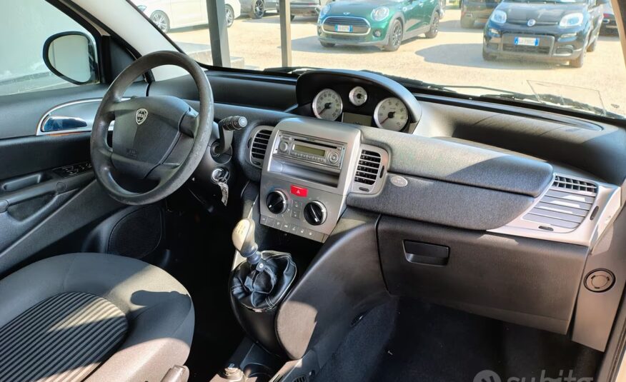Lancia Ypsilon 1.2 Elle