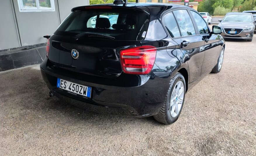 Bmw 114 114d 5p. Unique