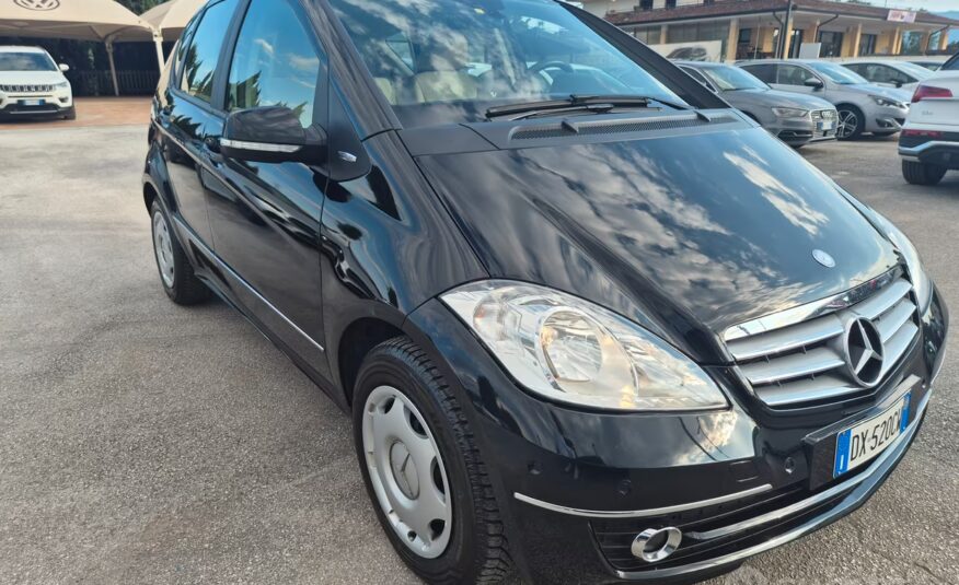 Mercedes-benz A 170 BlueEFFICIENCY Avantgarde