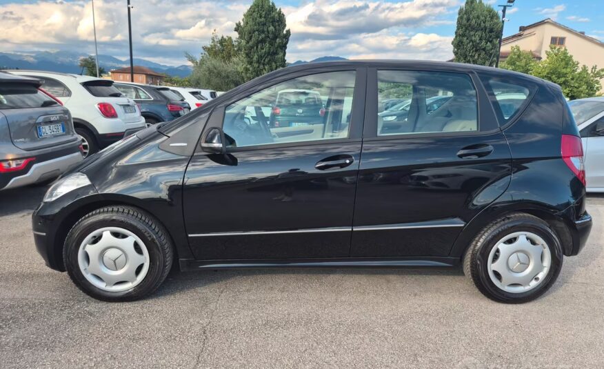 Mercedes-benz A 170 BlueEFFICIENCY Avantgarde