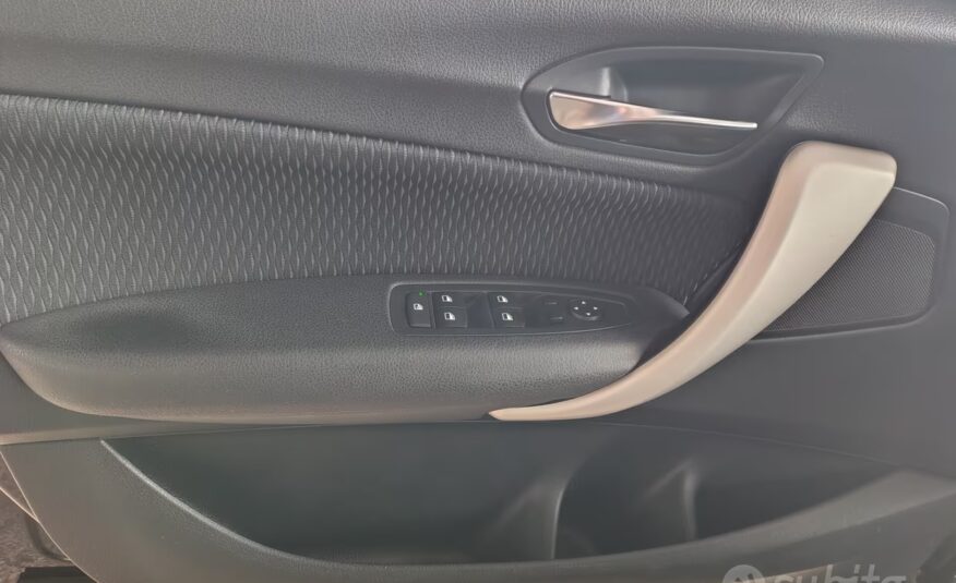 Bmw 114 114d 5p. Unique