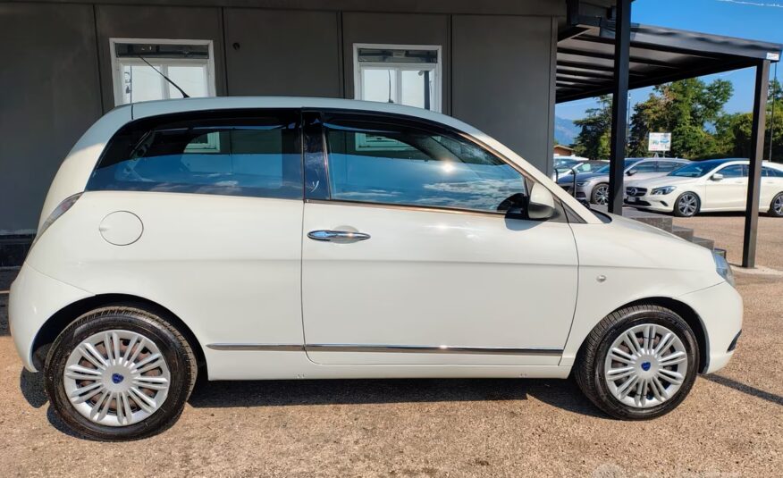 Lancia Ypsilon 1.2 Elle
