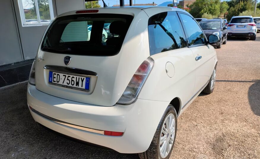 Lancia Ypsilon 1.2 Elle