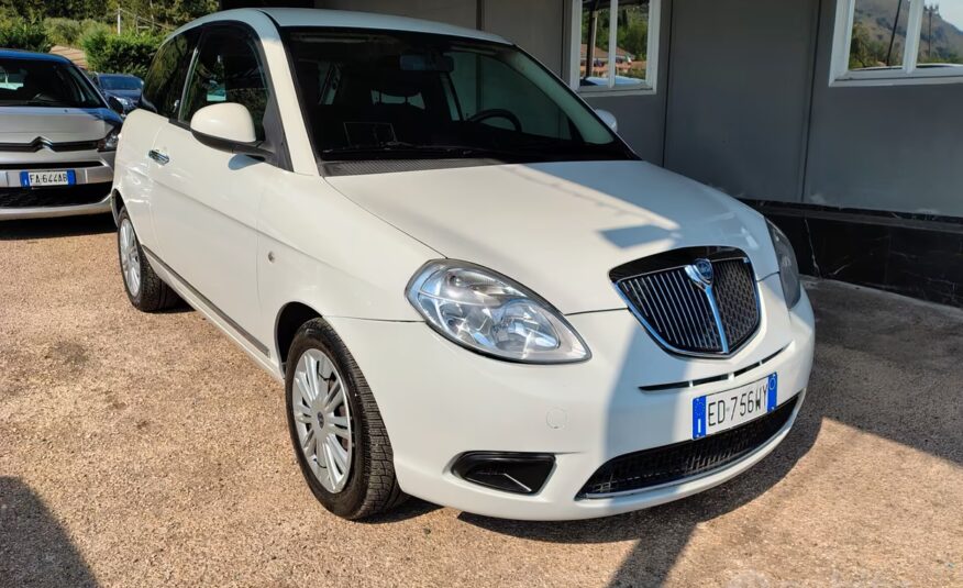 Lancia Ypsilon 1.2 Elle