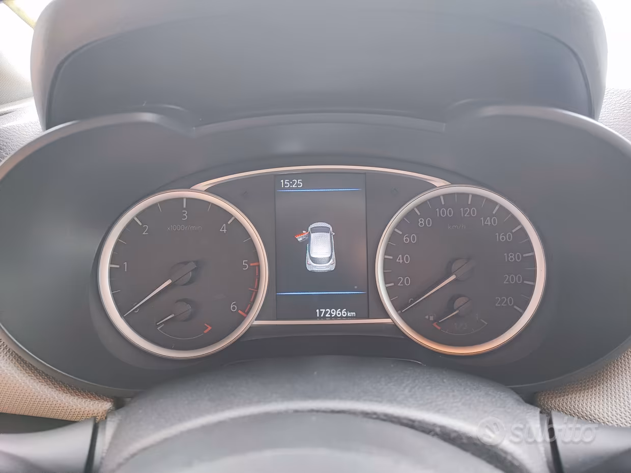 Nissan Micra 1.5 dCi 8V 5 porte Tekna