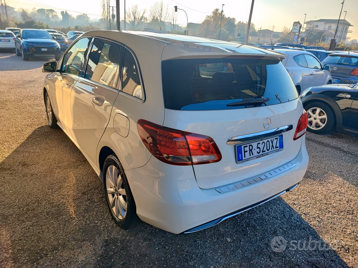 Mercedes-benz B 180 d Automatic Premium