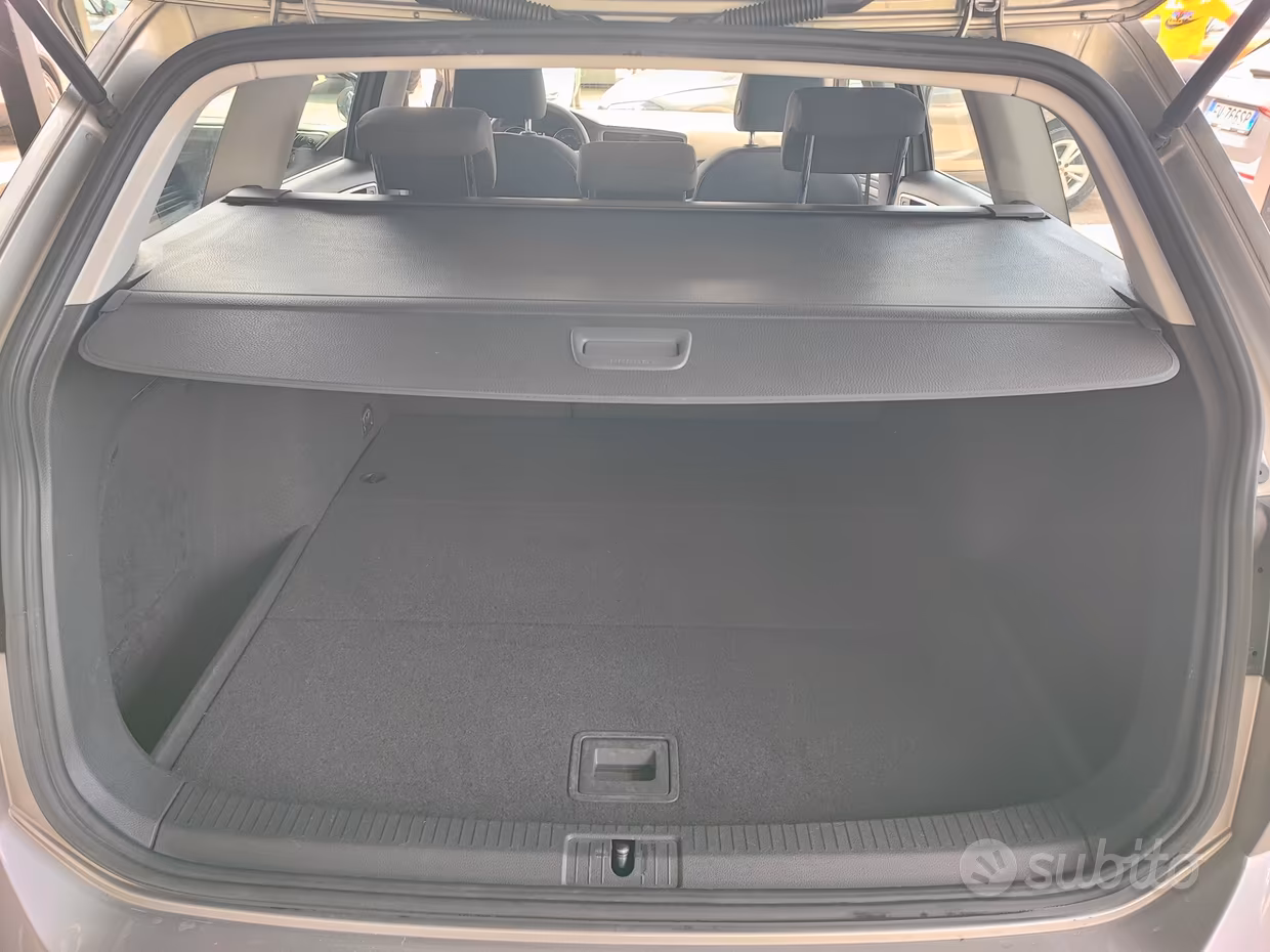 Volkswagen Golf Variant 1.6 TDI 105 CV Highline Bl