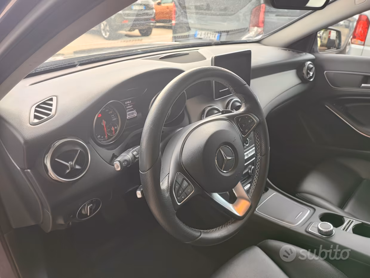 Mercedes-benz GLA 180 Executive