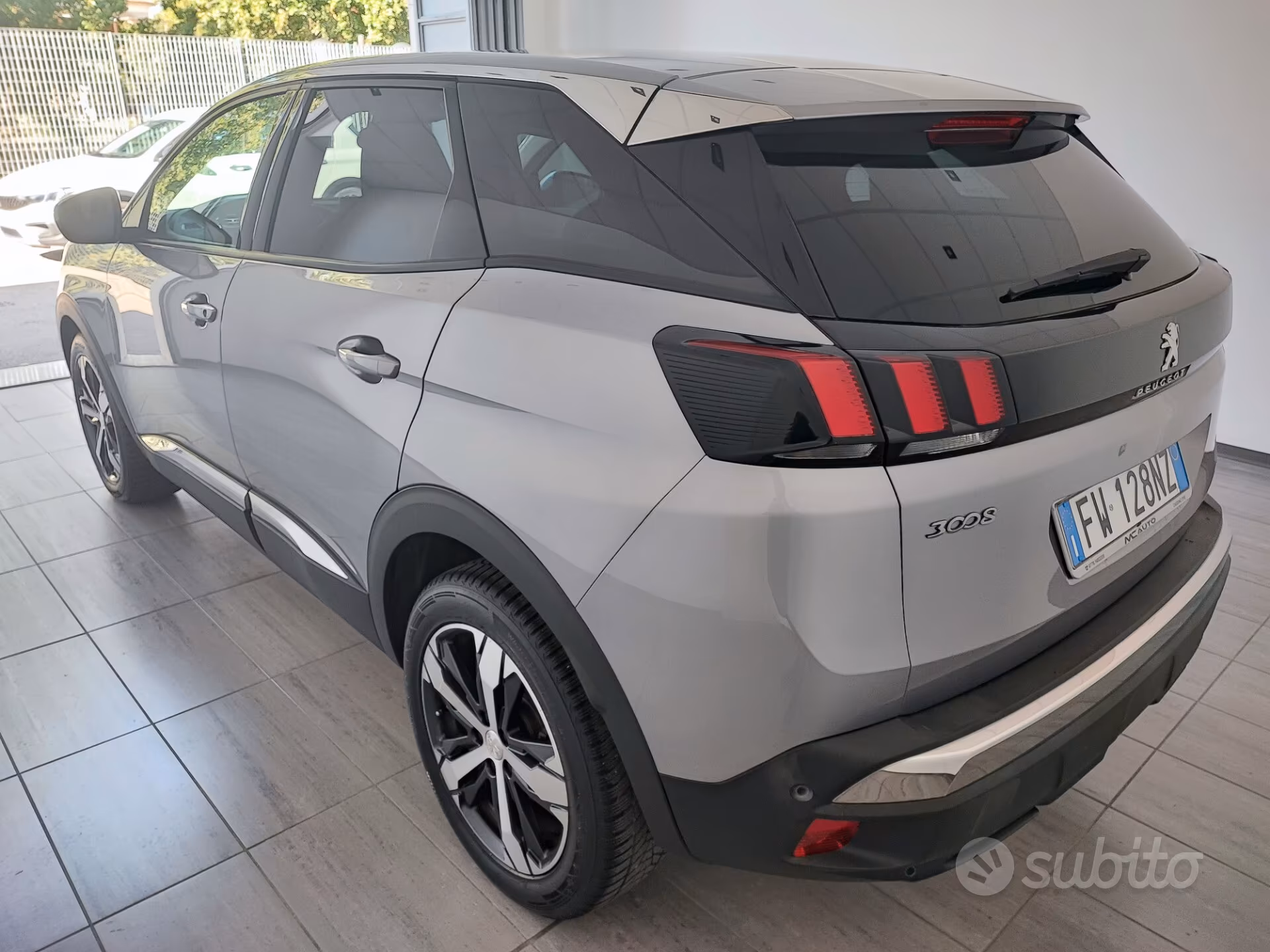 Peugeot 3008 BlueHDi 130 S&S EAT8 Active