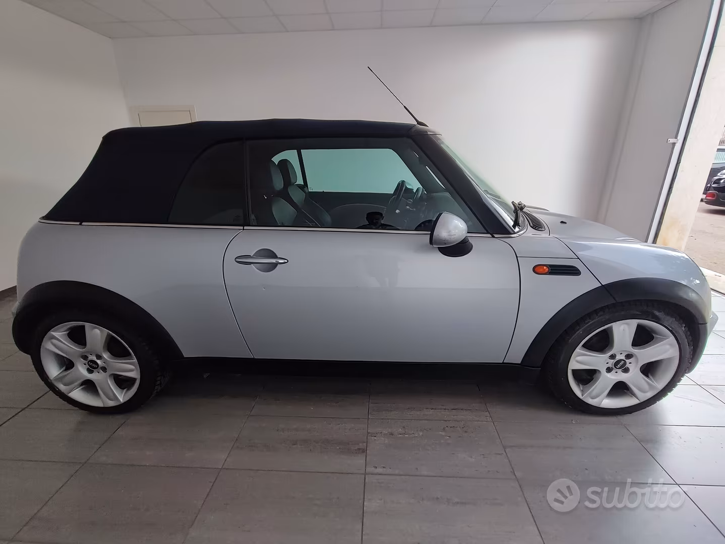 Mini 1.6 16V Cooper Cabrio